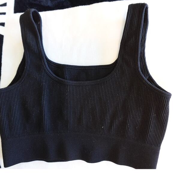 Set of 3 Workout Bra tops all size small - Picture 14 of 14